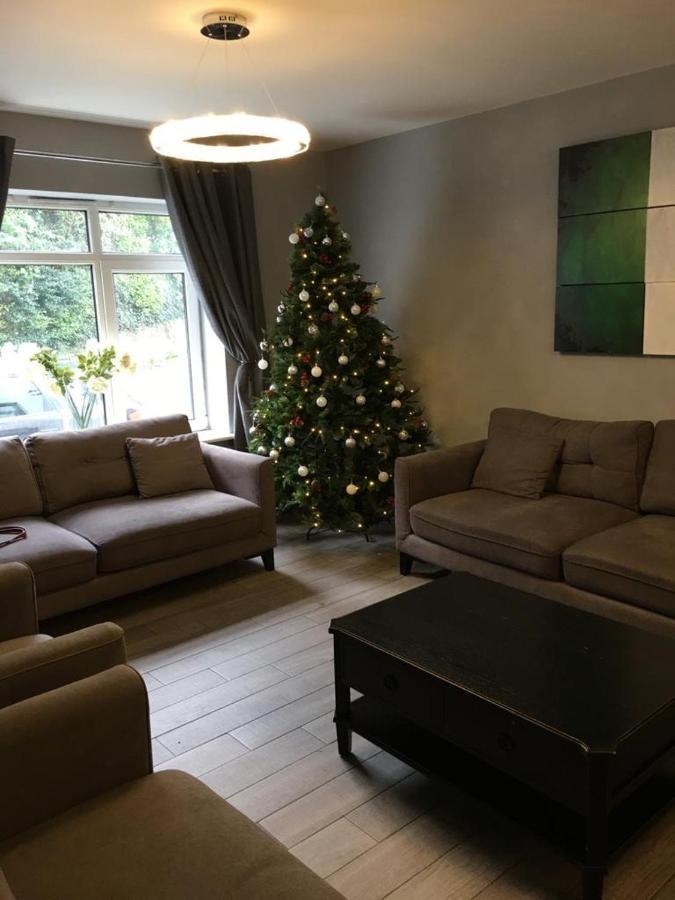The Town House Kinsale, Hosted By Exquisite Holiday Homes, Sleeps 16 Екстериор снимка