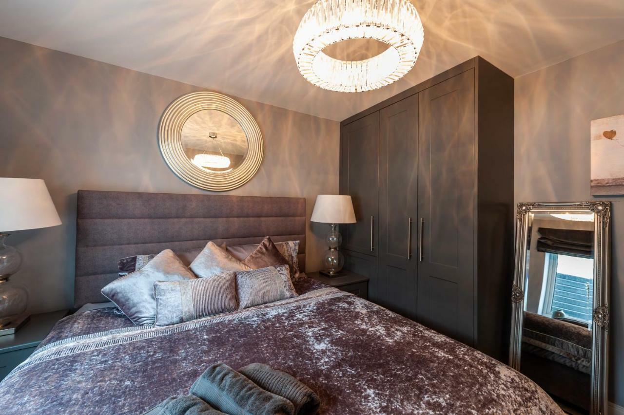 The Town House Kinsale, Hosted By Exquisite Holiday Homes, Sleeps 16 Екстериор снимка