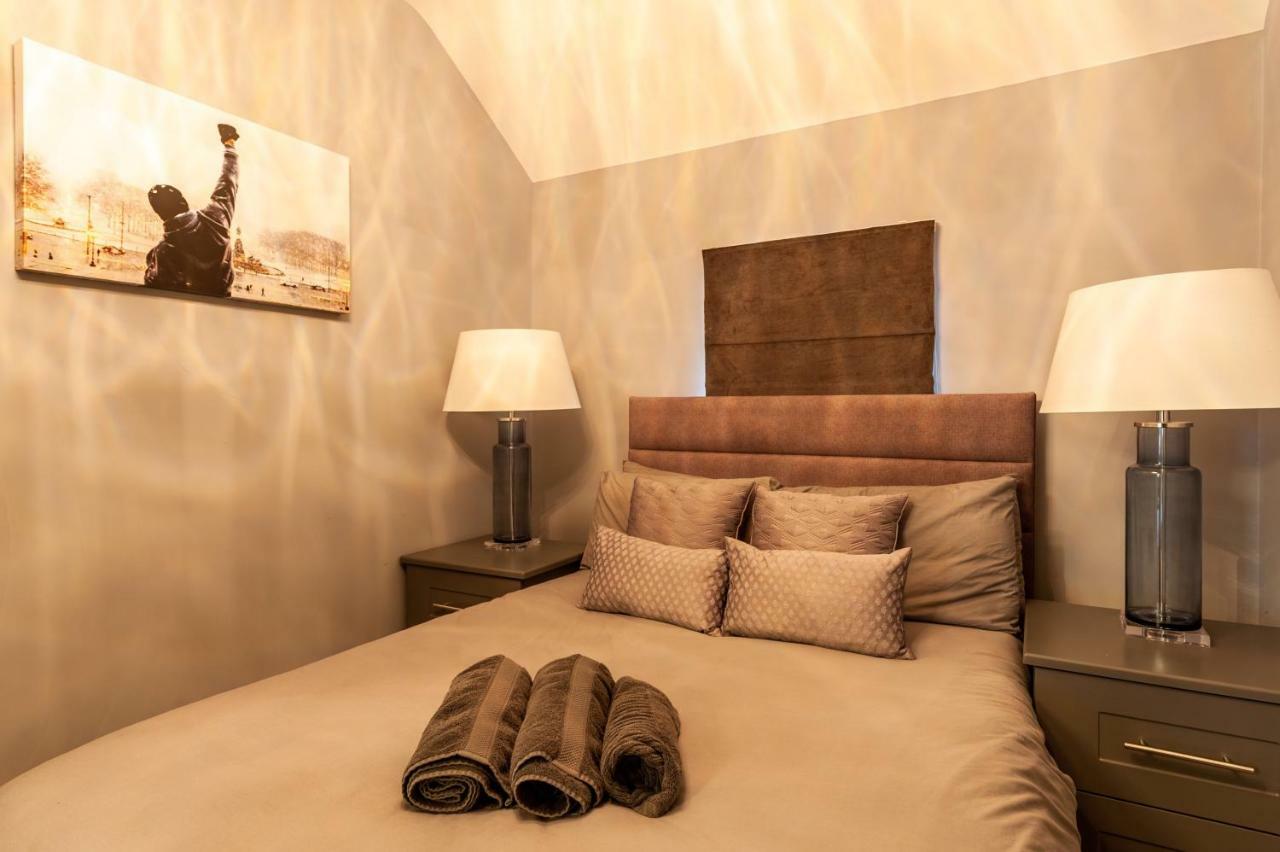 The Town House Kinsale, Hosted By Exquisite Holiday Homes, Sleeps 16 Екстериор снимка